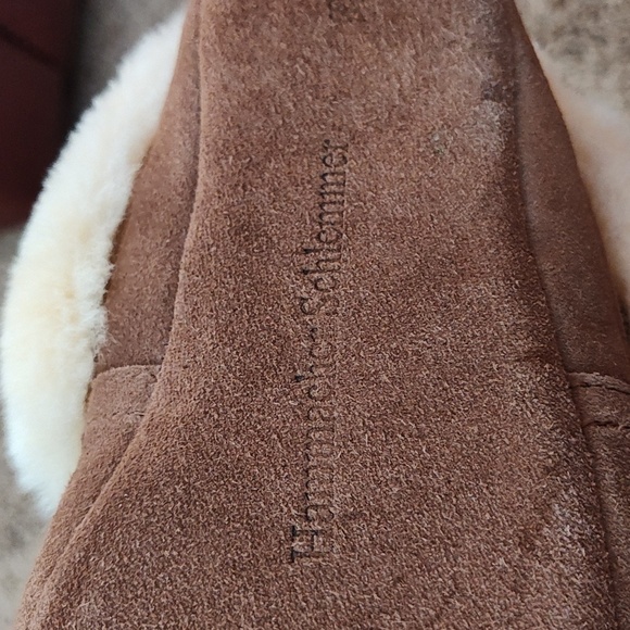 The Hammacher Schlemmer Androscoggin Sheepskin Slippers - Picture 5 of 5